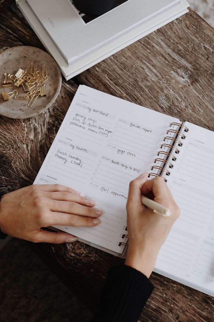 Abstrakte neuronale Netze